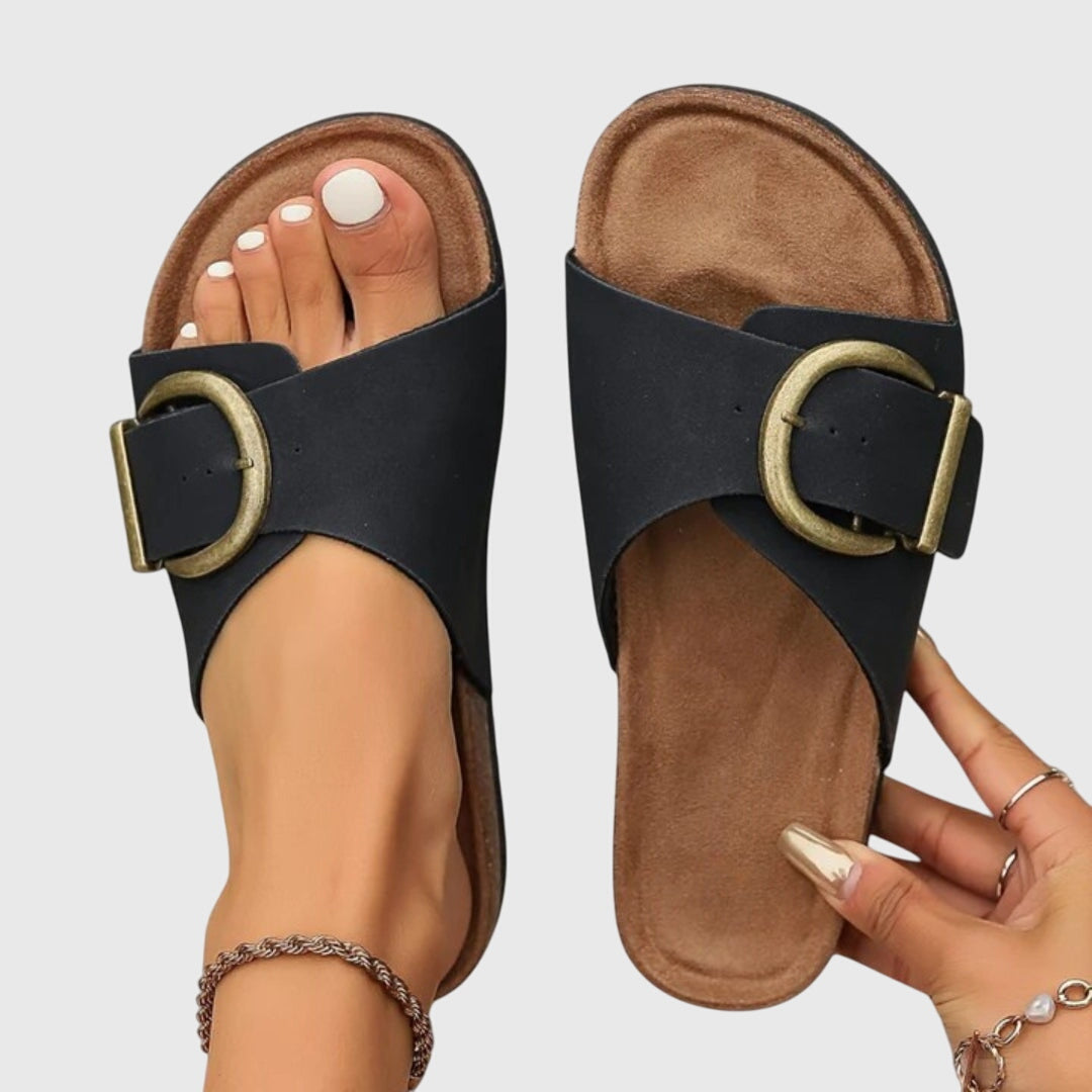 Sandalen met verstelbare metalen gesp