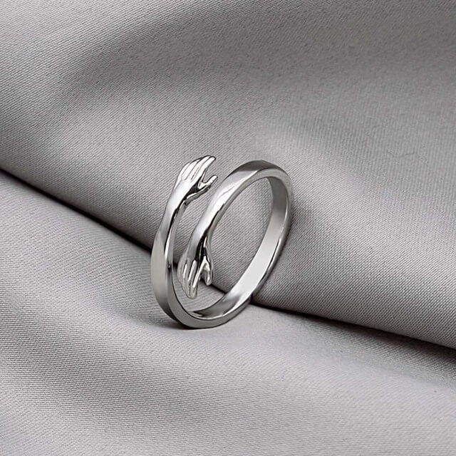 Love hug open ring