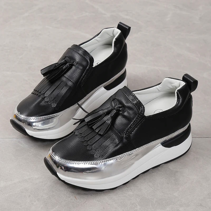 Damessneakers met flexibele zool in wit of zwart