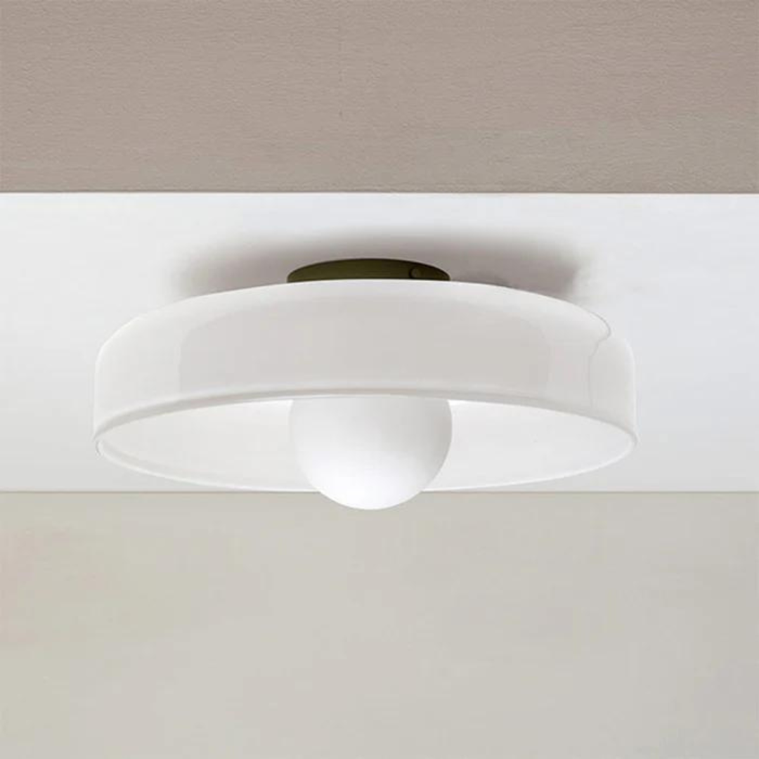Ronde plafondlamp met stijlvolle functionaliteit