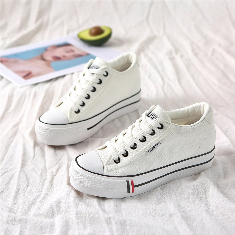 Dames canvas sneakers met plateauzool