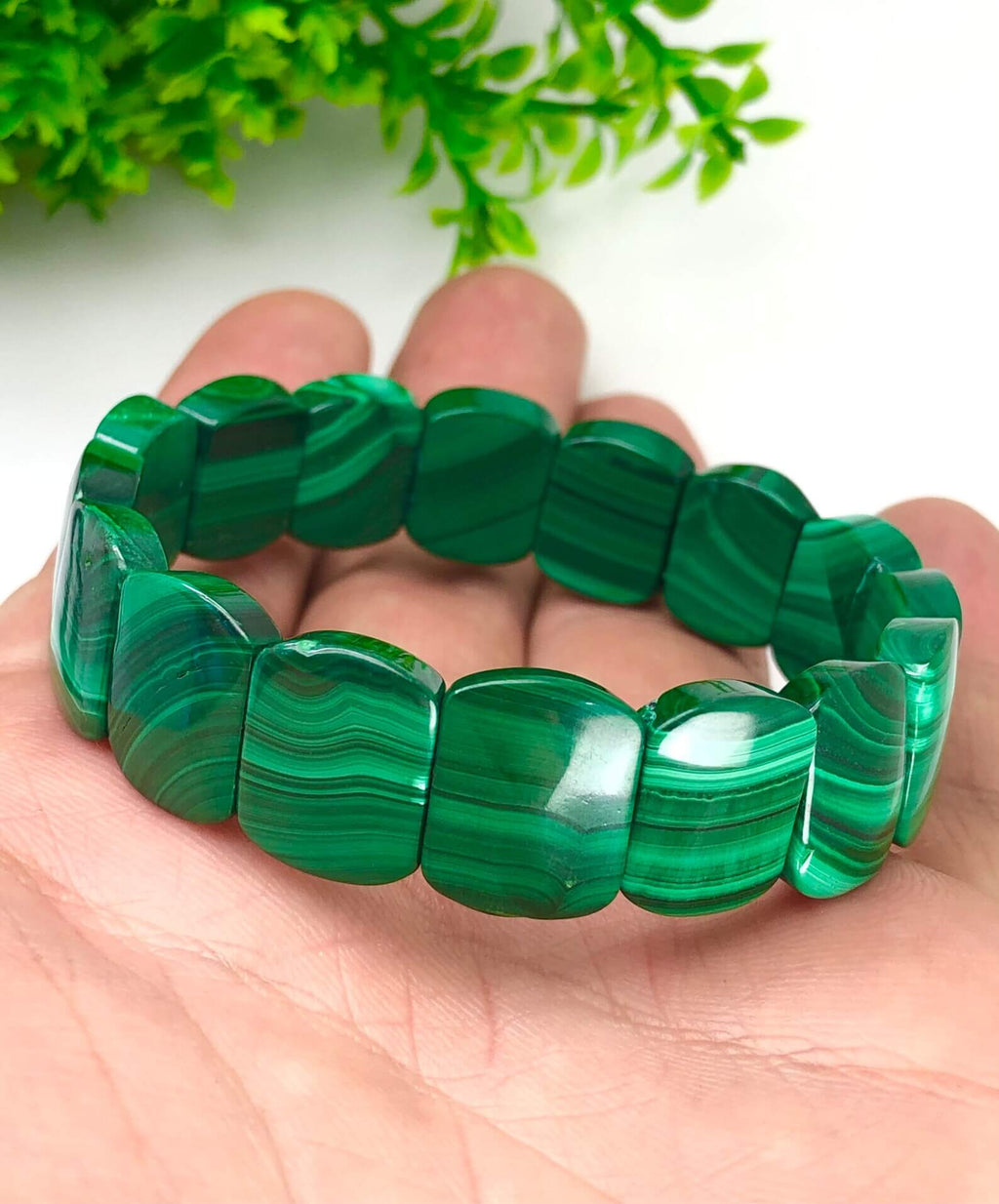 Armband met natuurlijke malachietstenen
