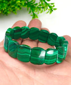 Armband met natuurlijke malachietstenen