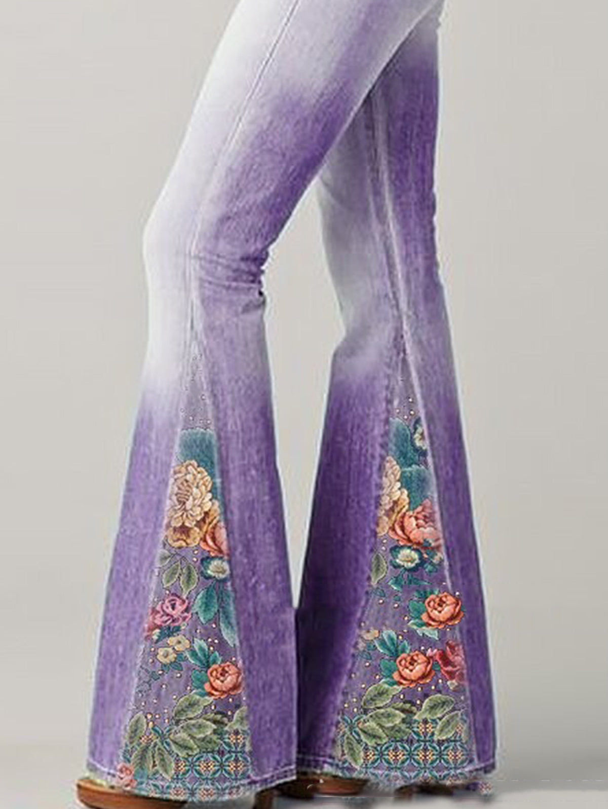 Uitlopende broek met trendy bloemenprint