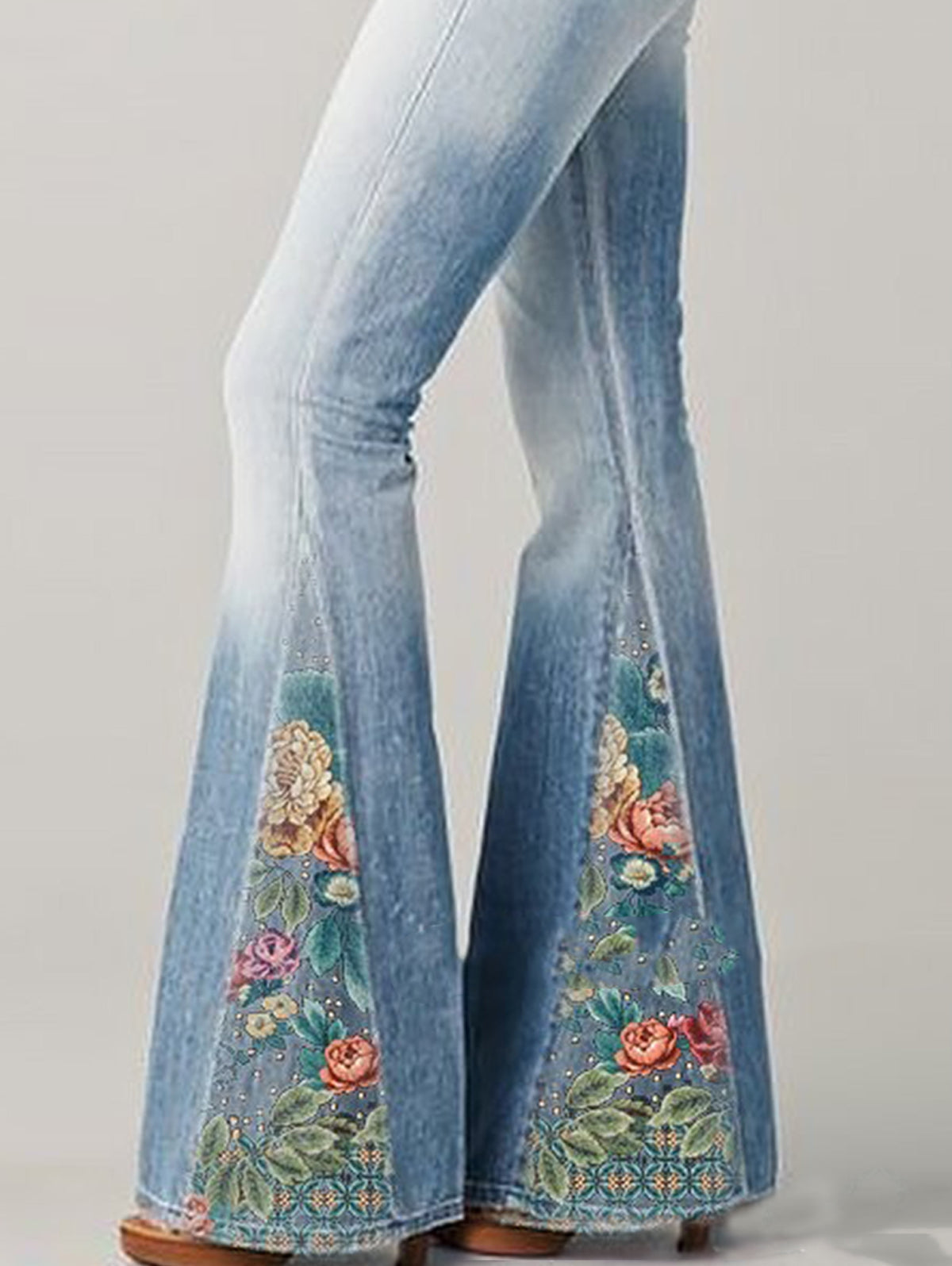 Uitlopende broek met trendy bloemenprint