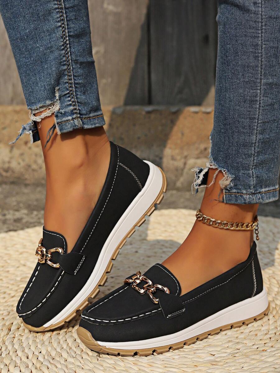 Brede damesloafers met flexibele rubberen antislipzool