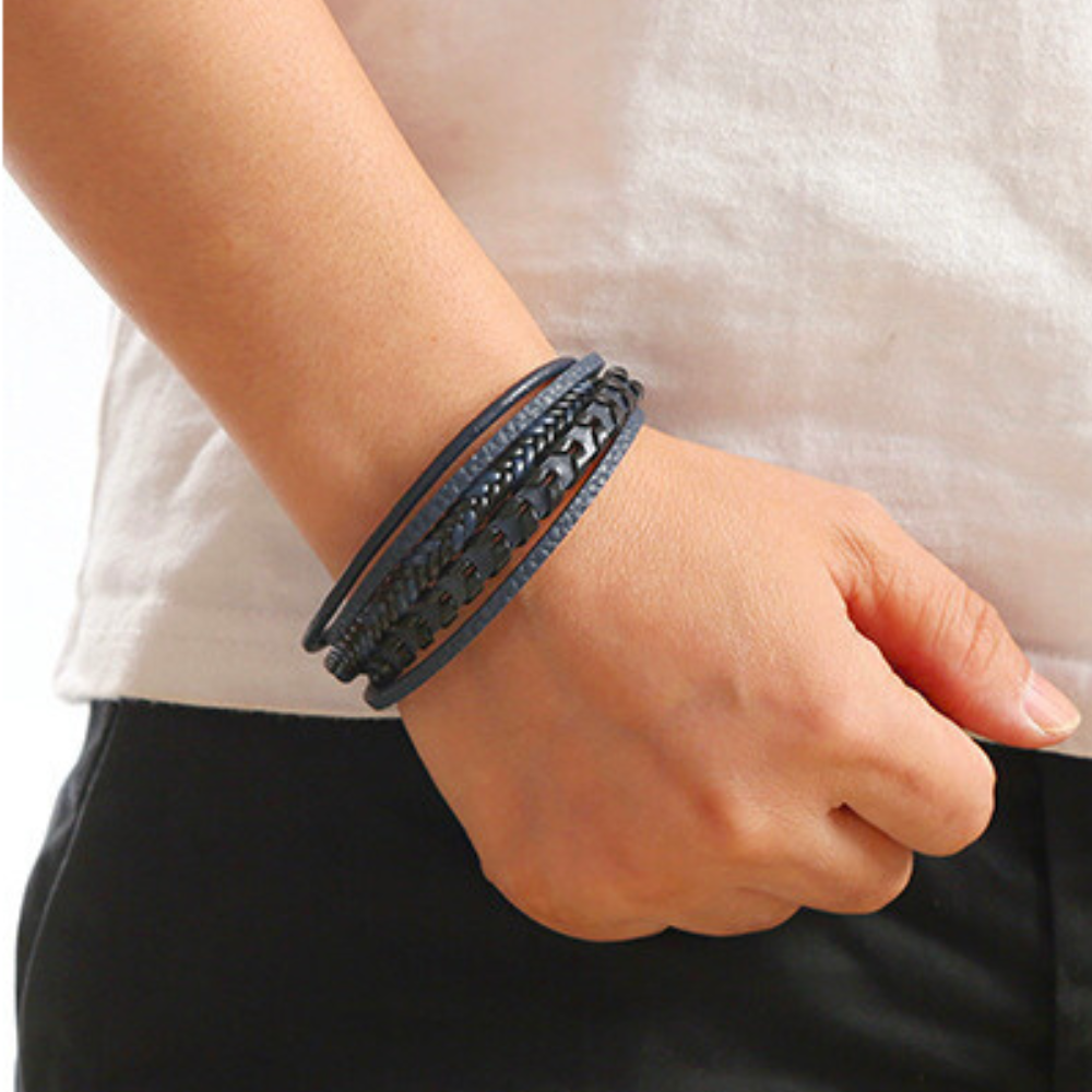 Gelaagde gevlochten armband met magneetsluiting