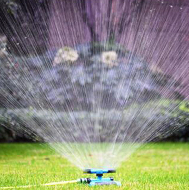 Tuinsproeier met 360°-bereik