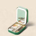 Compacte verlichte make-up organizer voor onderweg