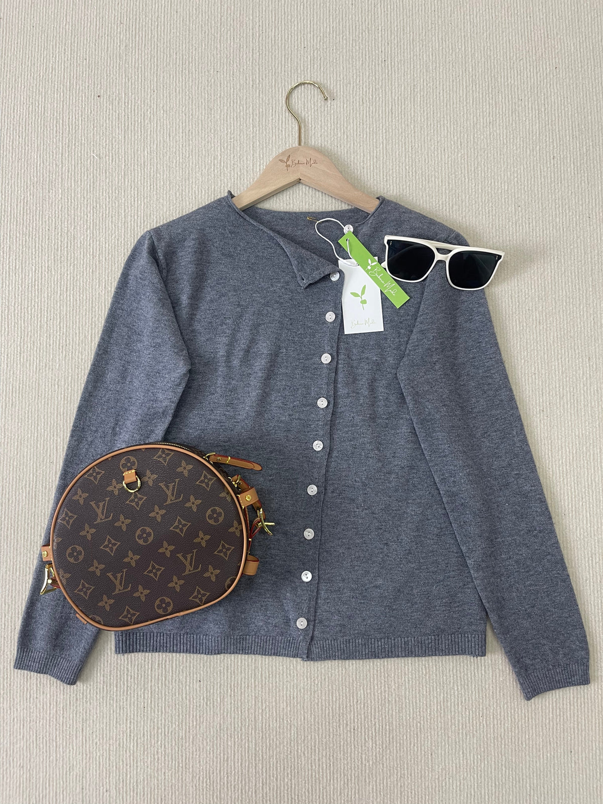Eenvoudige effen longsleeve trui