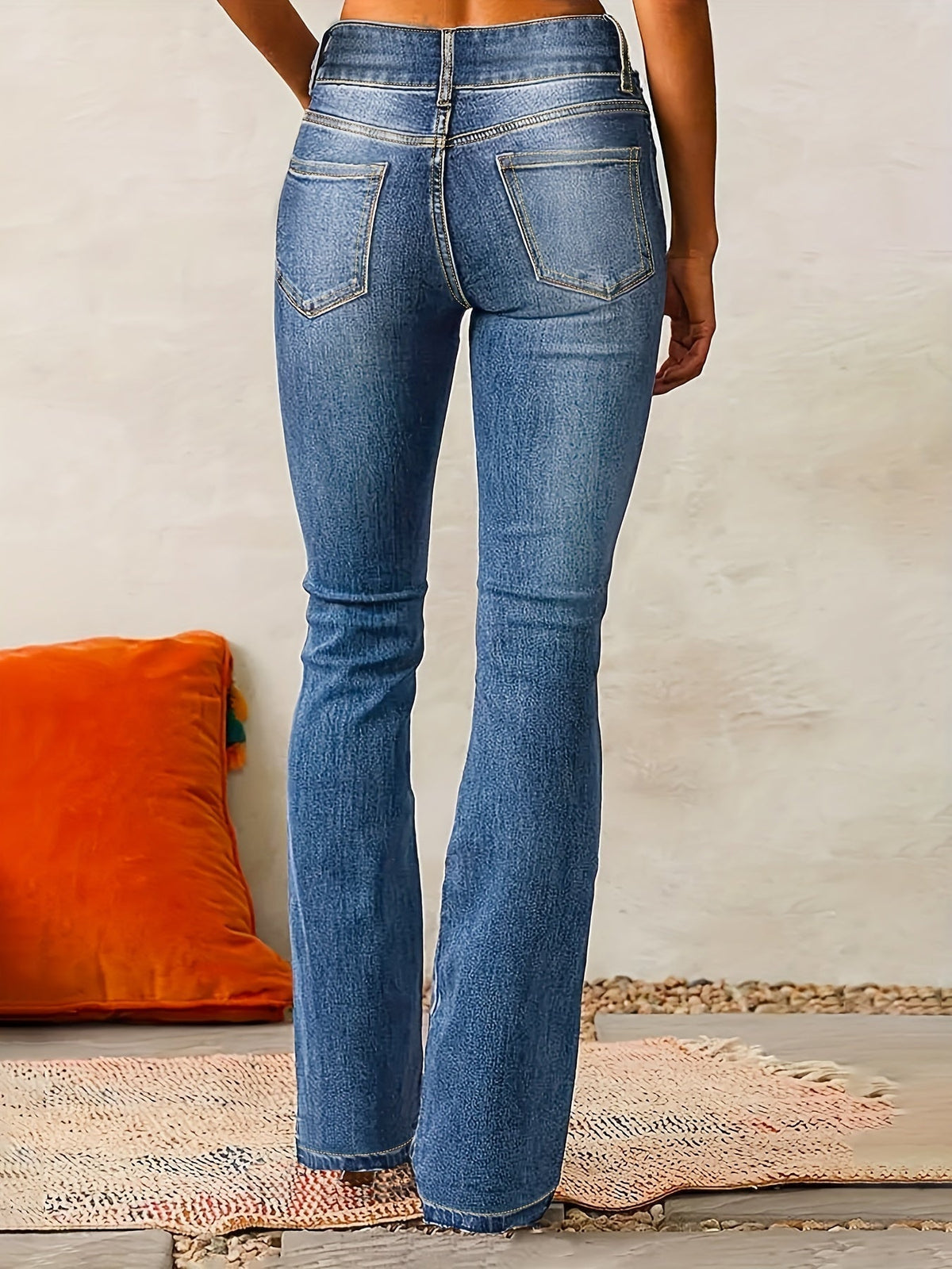 Alessia | Damesjeans met hoge taille en uitlopende pijpen