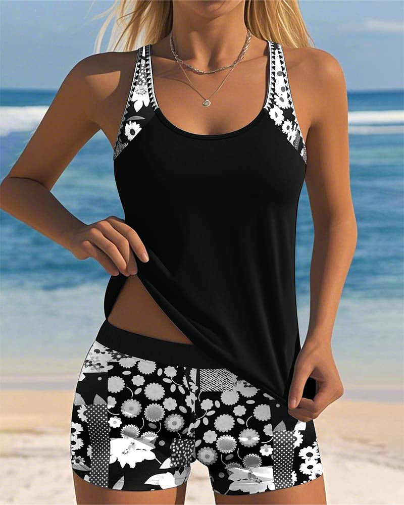 Bedrukte zwemset met tanktop en short