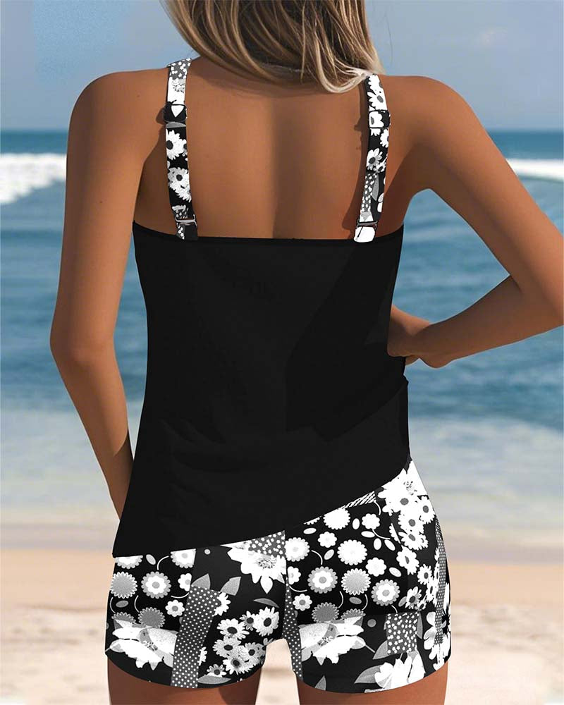 Bedrukte zwemset met tanktop en short