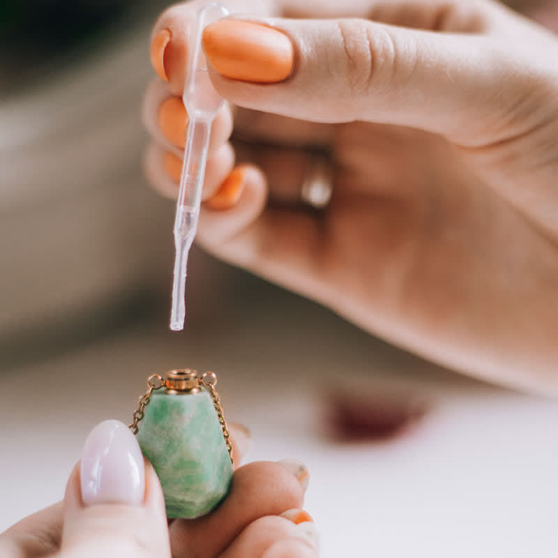 Kristallen parfumflesje halsketting