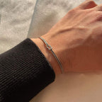 Minimalistische knoop armband