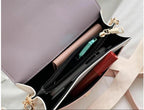 Damestas met ketting en schouderriem