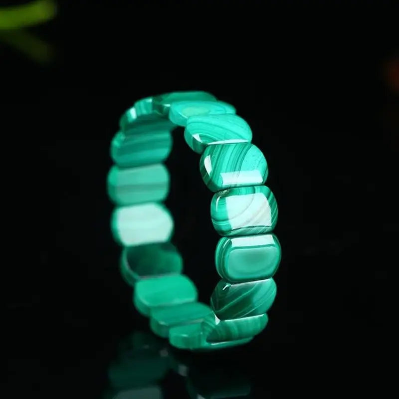 Armband met natuurlijke malachietstenen