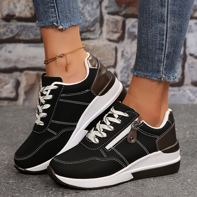 Lichte damessneakers met naadloze binnenkant