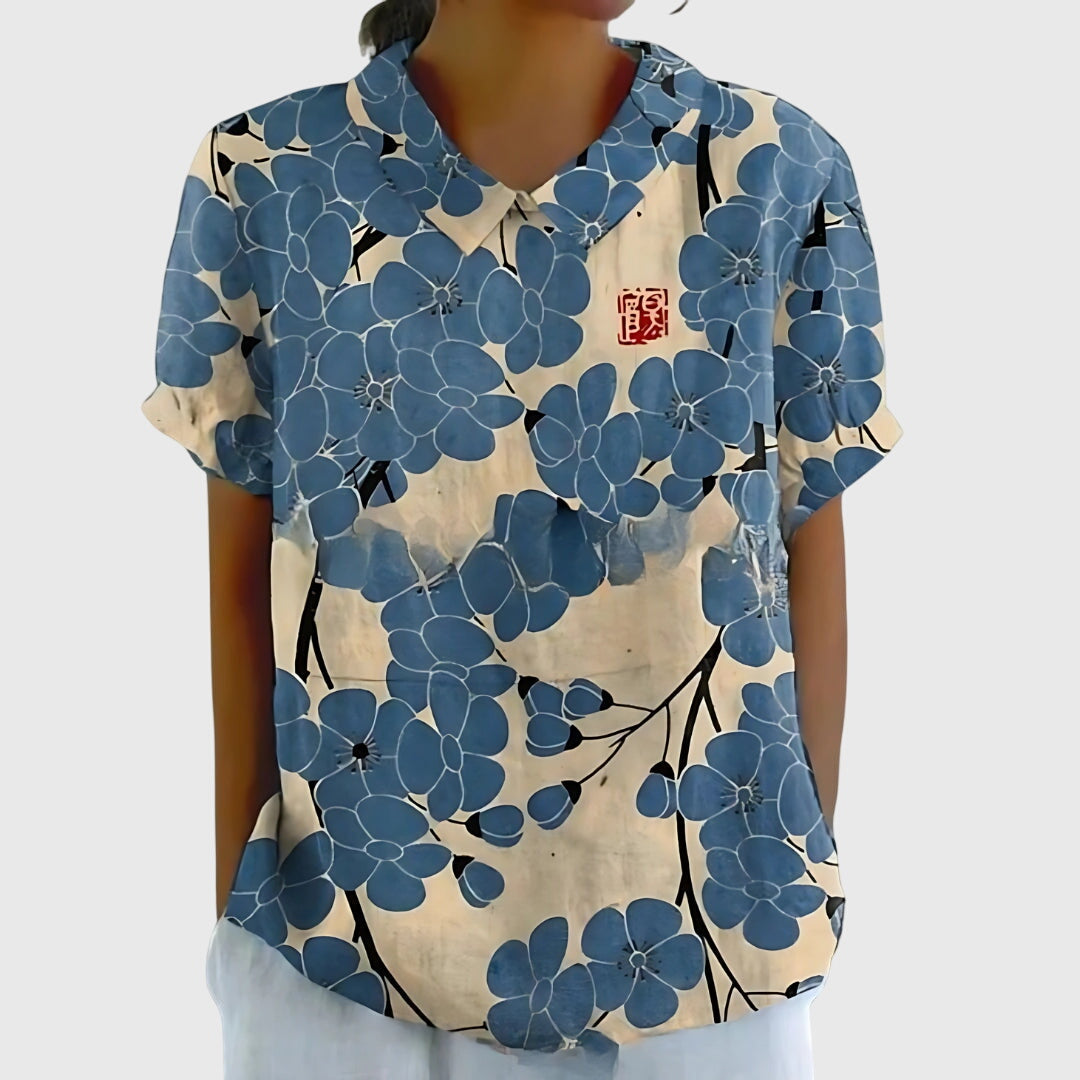 Lidwina | Lichte damesblouse met bloemenprint en korte mouwen