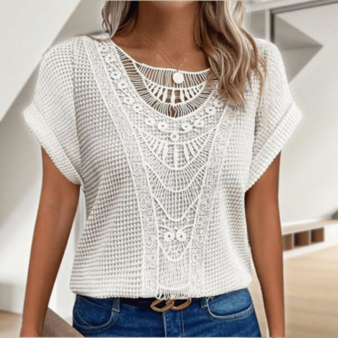 Top met vintagedetails en kantlook