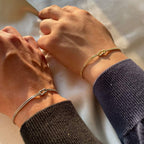 Minimalistische knoop armband