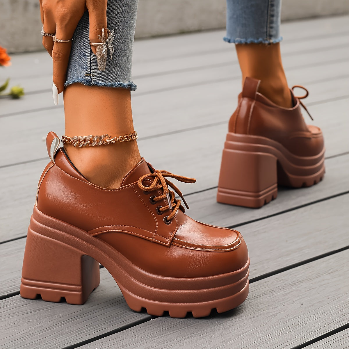 Damesplatformschoenen met veters en rubberen zool