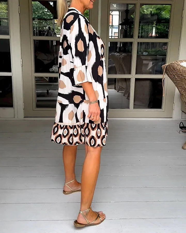 jurk met korte mouwen en abstracte print & losse snit — afbeelding 20