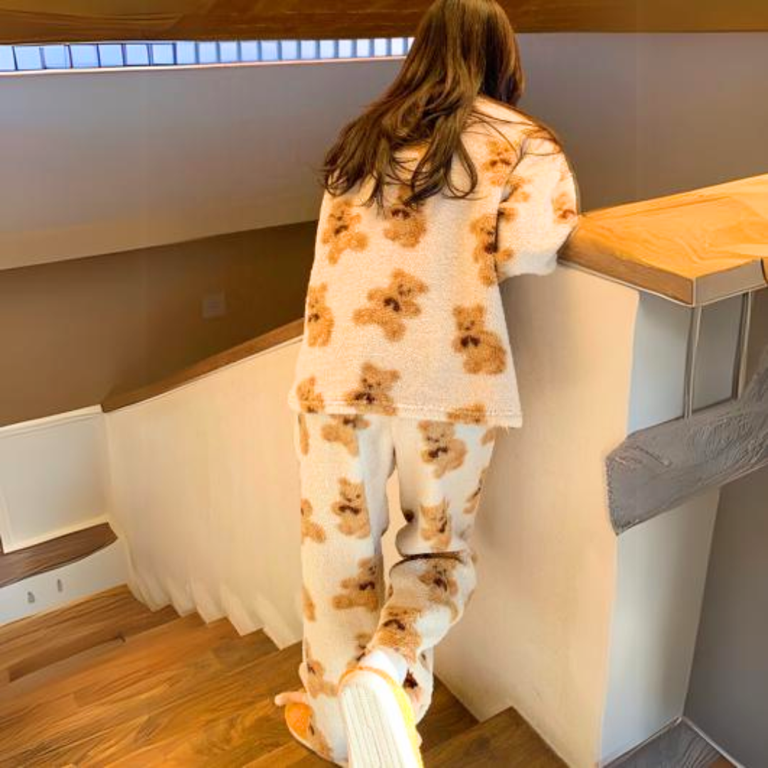 Fluweelzachte pyjamaset met berenprint