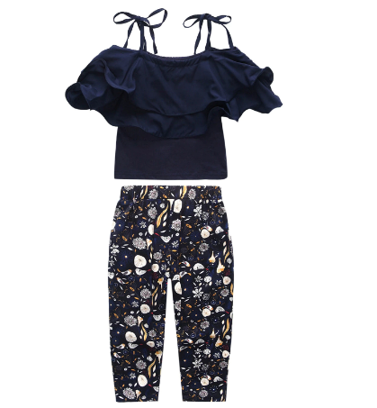 Meisjesoutfit in marinestijl