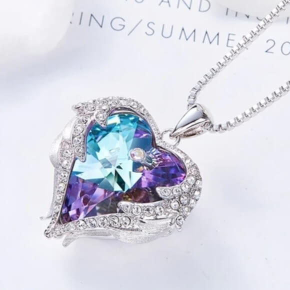 Hart en vleugels kristallen ketting