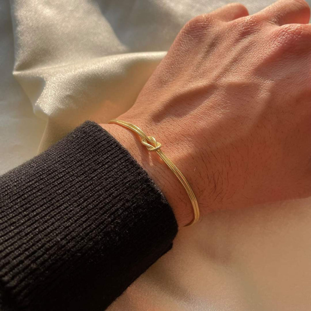 Minimalistische knoop armband