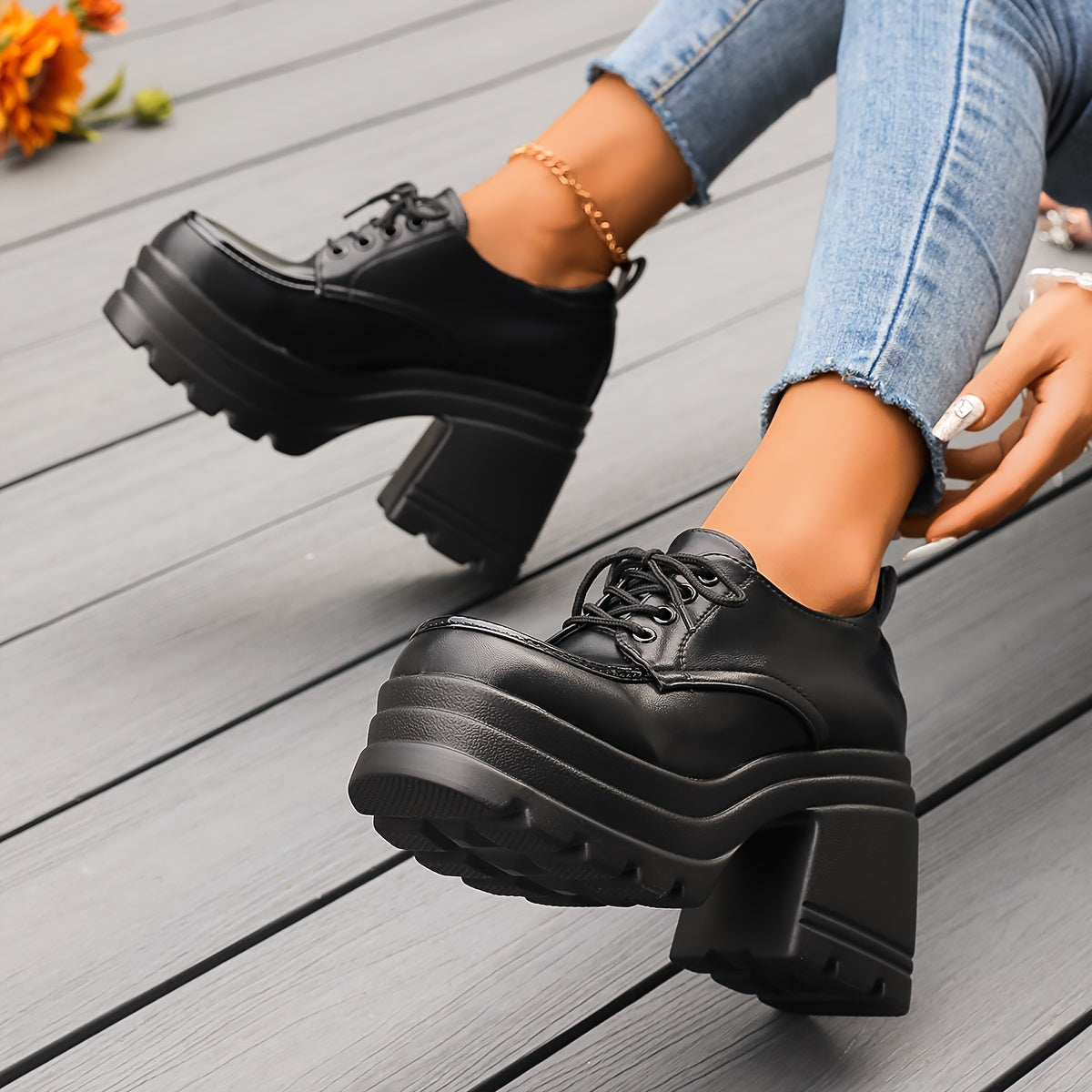 Damesplatformschoenen met veters en rubberen zool