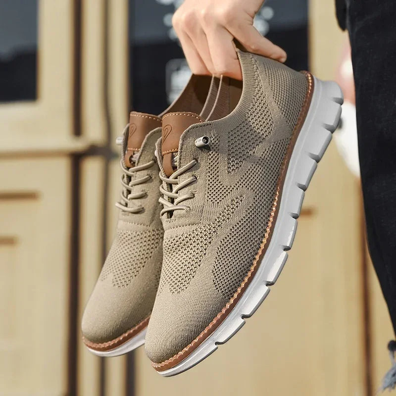 Herenschoenen van imitatieleer met ademende voering