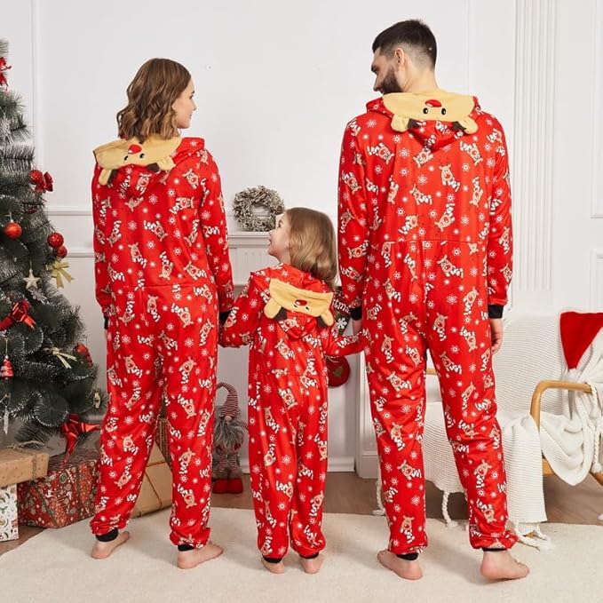 Matching kerstpyjama's voor het hele gezin