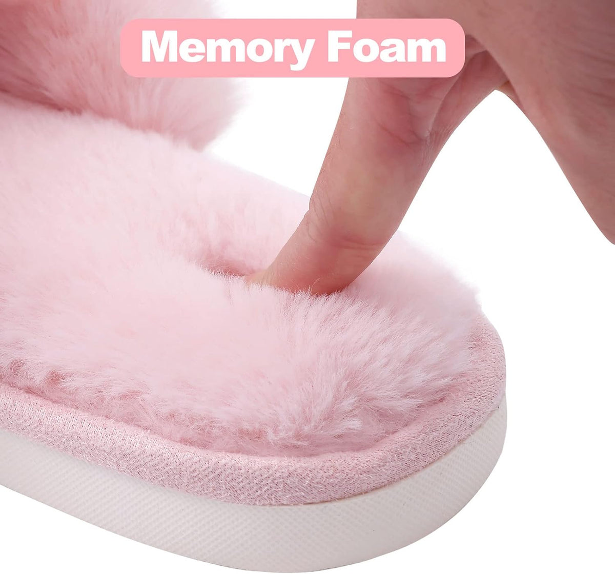 Fuzzy slippers met memory foam