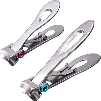Portable nail clippers