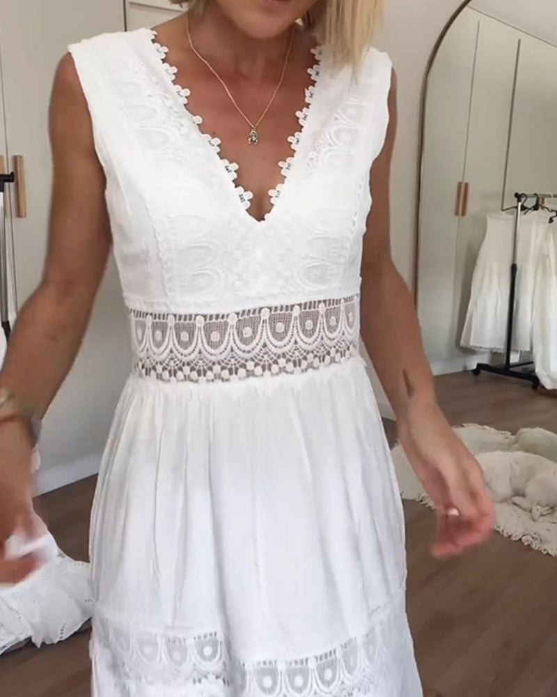 Witte kanten midi jurk met V-hals