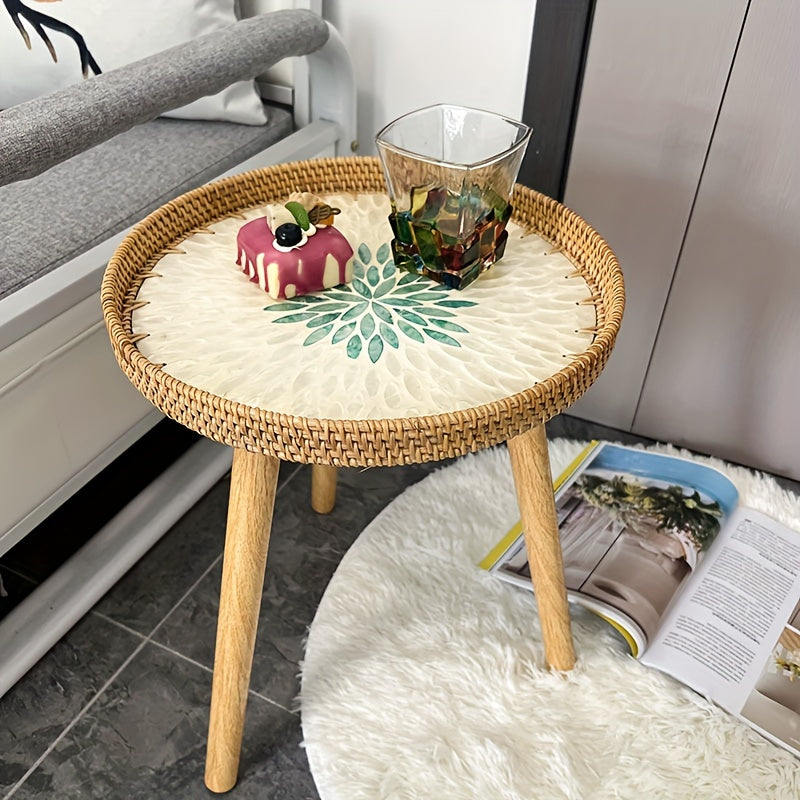 Scandinavische rotan bijzettafel