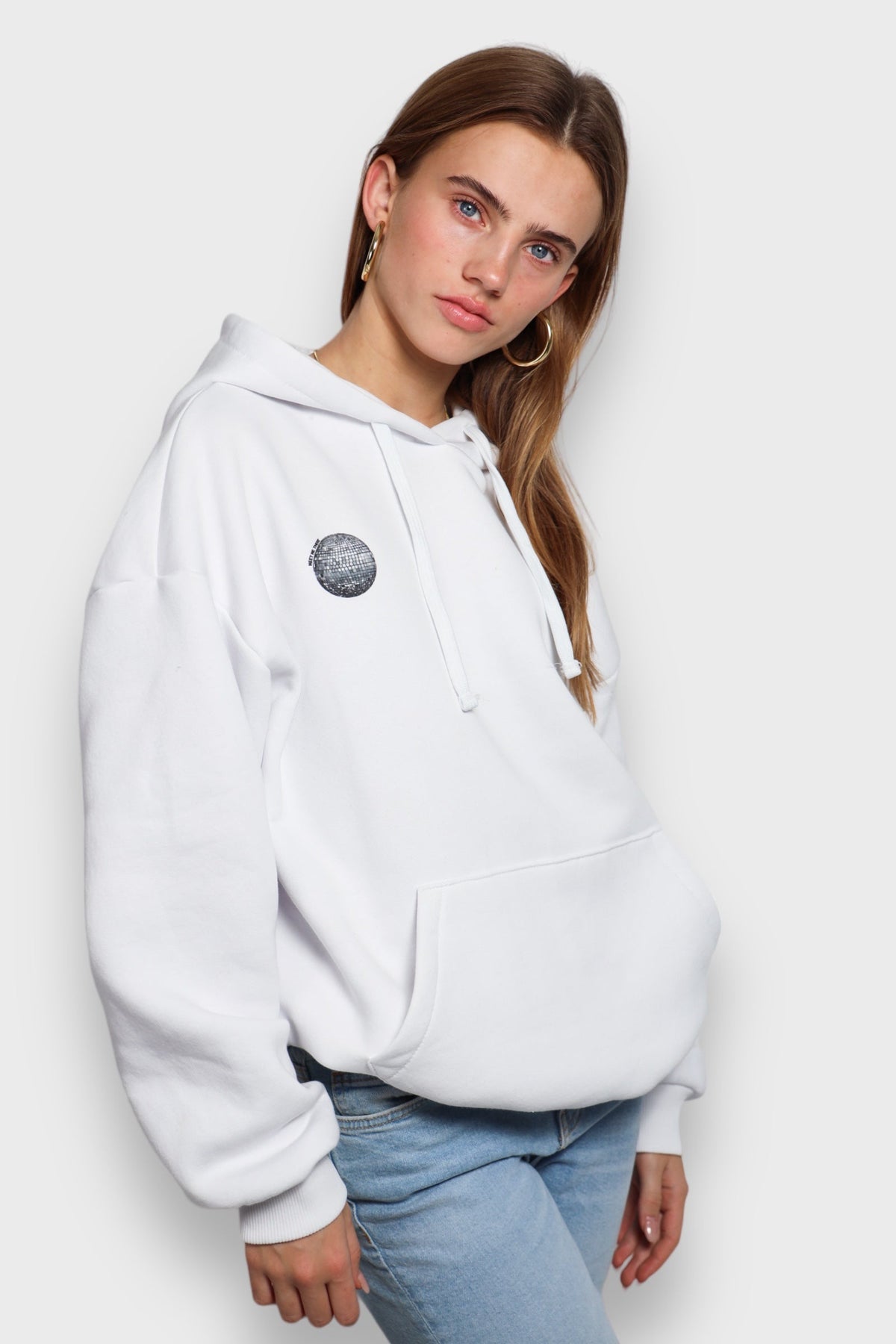 Witte dames hoodie met discobalprint
