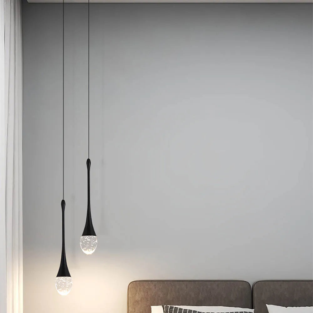 Glazen hanglamp met warme lichtgloed