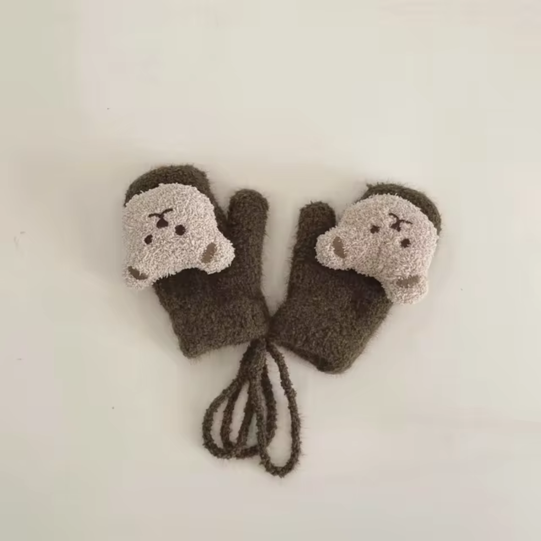 Kinder wantjes met berengezicht