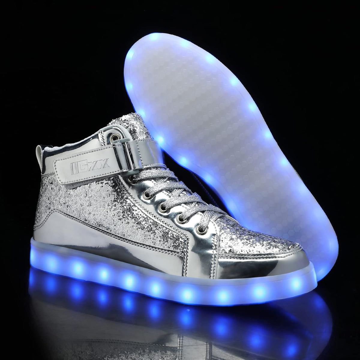 LED sneakers met oplaadbare verlichting