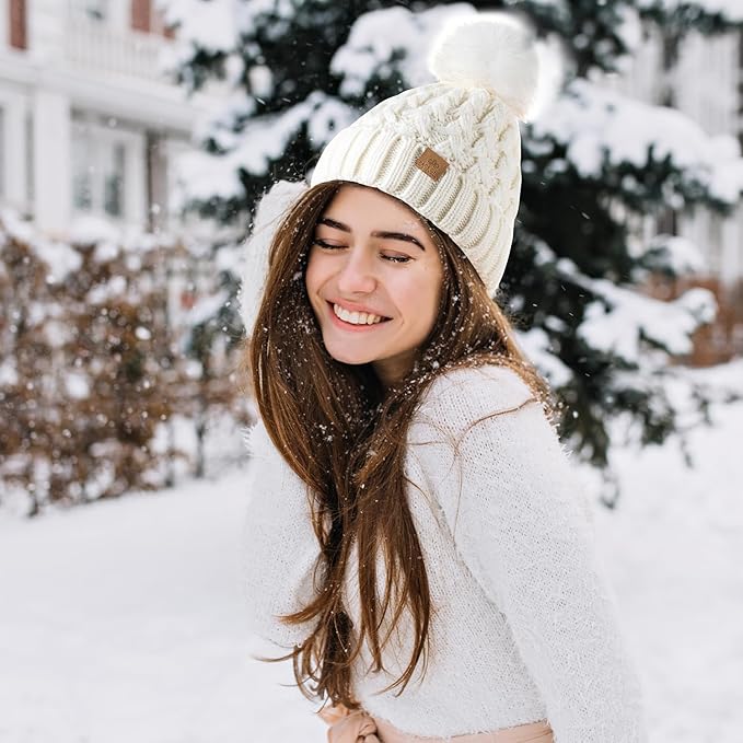 Winter pom beanie