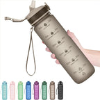 Waterfles van 900 ml met rietje