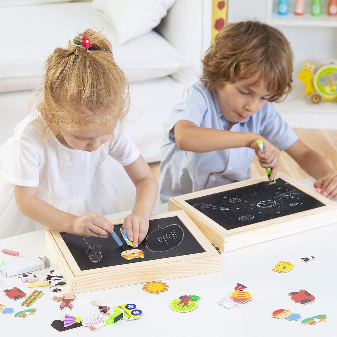 Speeltafel met magnetische onderdelen