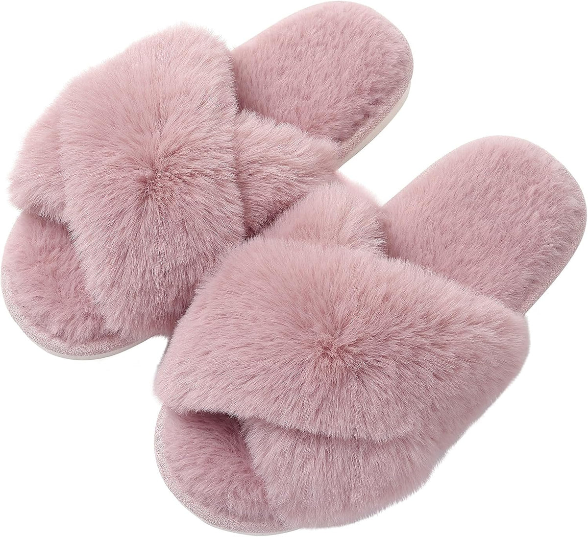 Fuzzy slippers met memory foam
