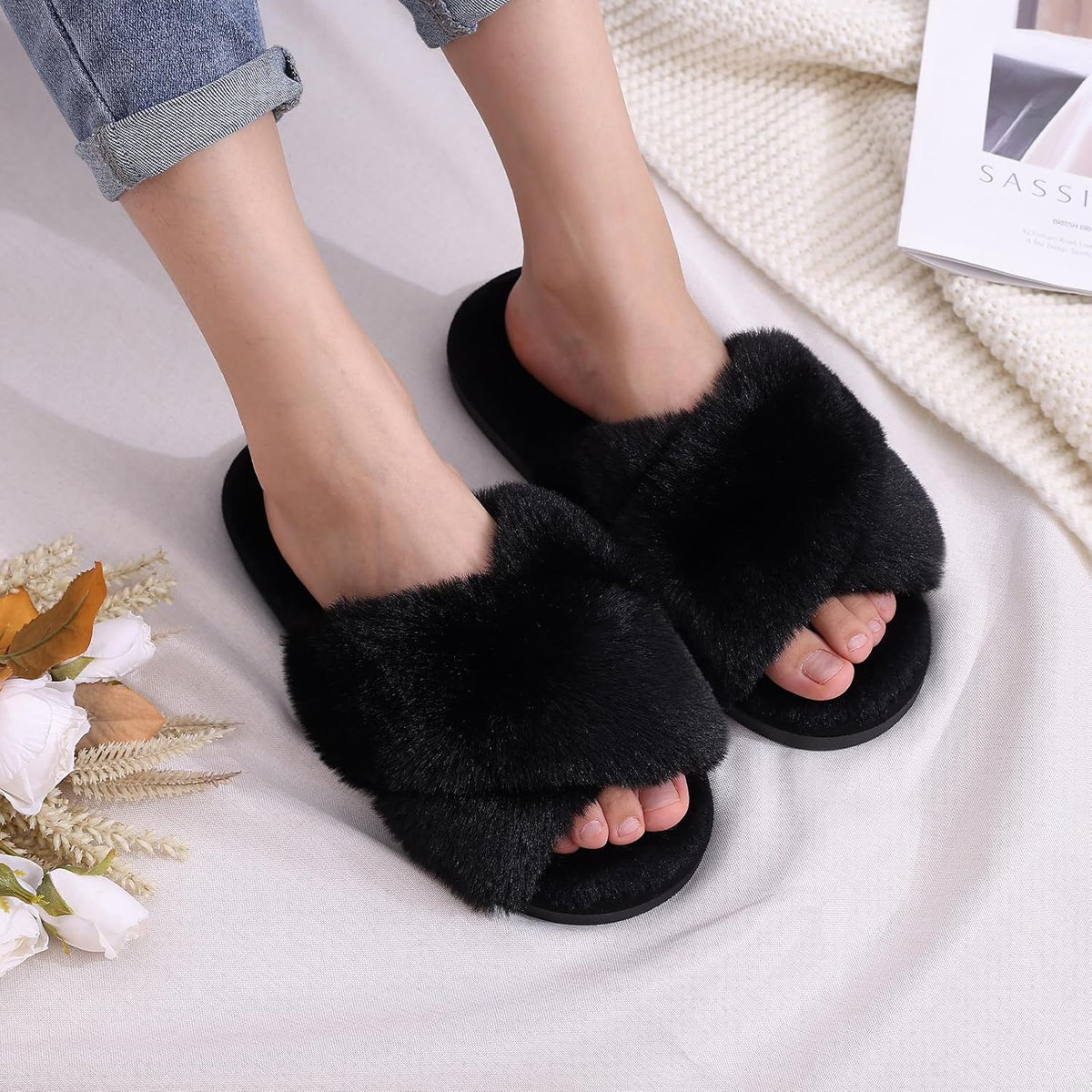 Fuzzy slippers met memory foam