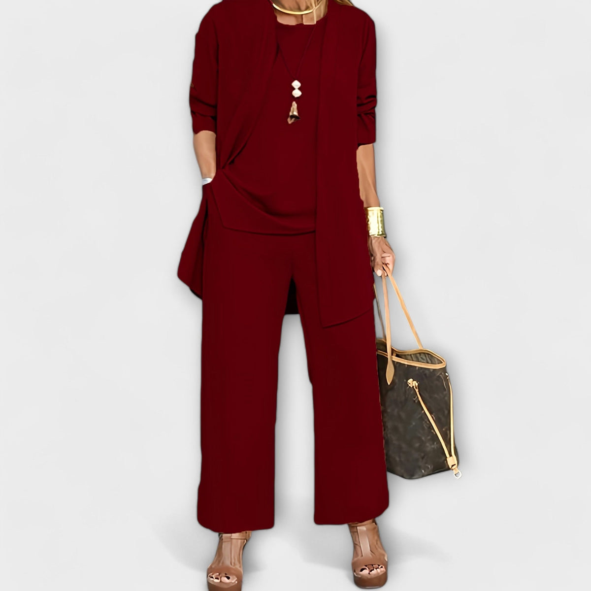 Fiona | Driedelige set met broek, top en vest