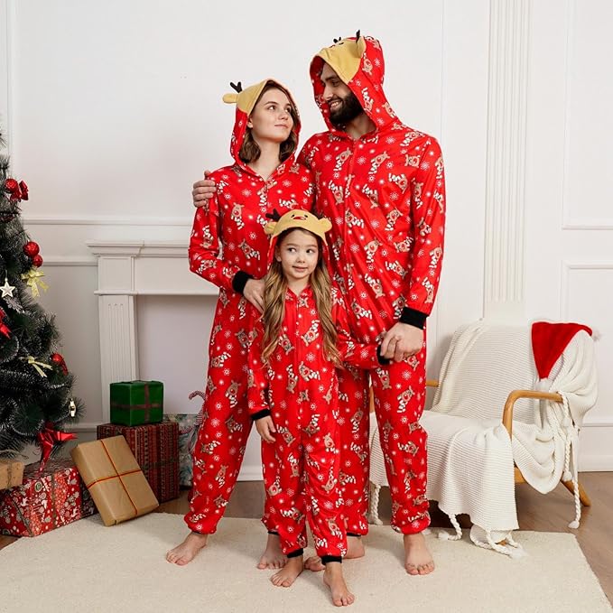 Matching kerstpyjama's voor het hele gezin