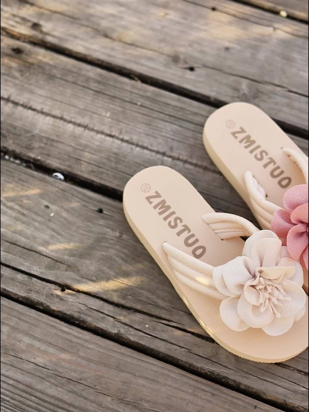 Dames slippers met bloemdetaillering voor de zomer